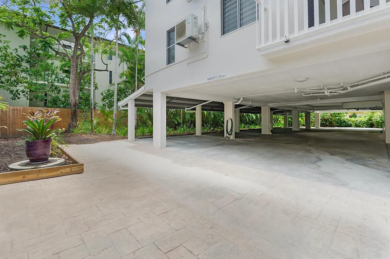 Aparthotel Outrigger Apartments Port Douglas