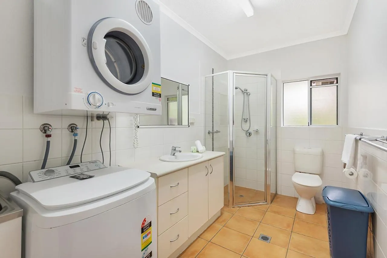 Outrigger Apartments Port Douglas 3*,